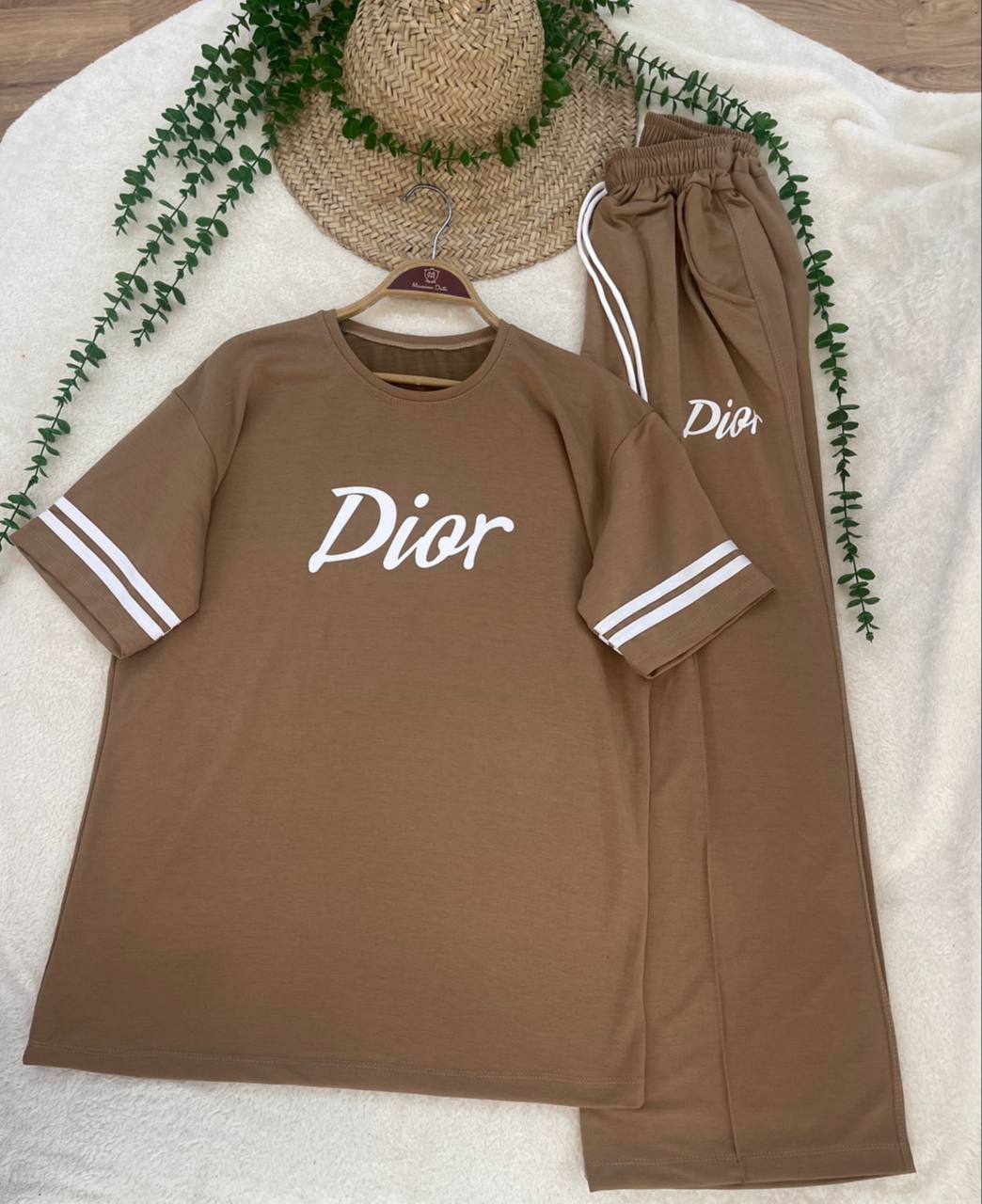 ست تیشرت شلوار Dior جنس دورس نخ پنبه