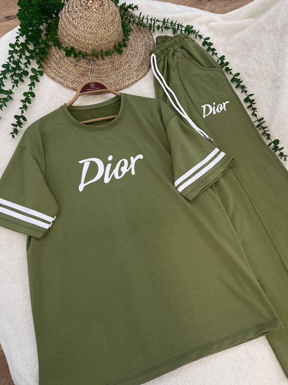 ست تیشرت شلوار Dior جنس دورس نخ پنبه