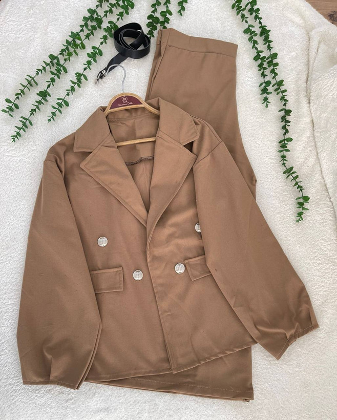 کت شلوار لینن تهمینه جنس لینن گرم بالا