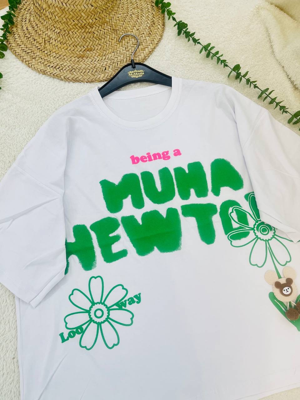 چاپ تیشرت باکسی MUNA NEWTO سفید