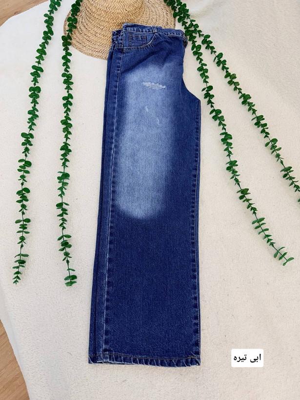 شلوار نیم بگ سیلاس ابی تیره، نمای بغل و جلو